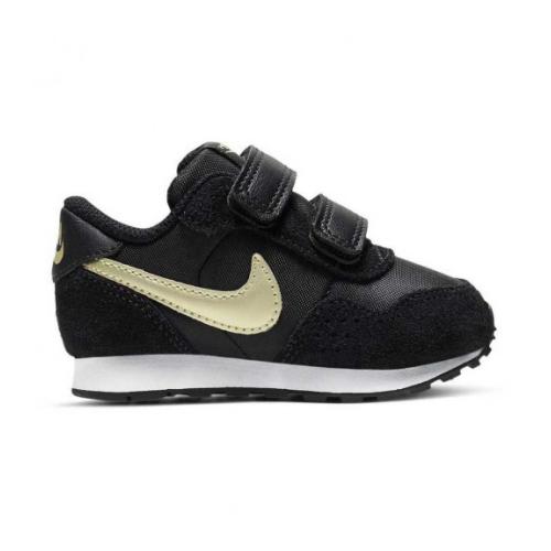 NIKE MD VALIANT BEBE CN8560 009 NEGRA Y DORADA 1